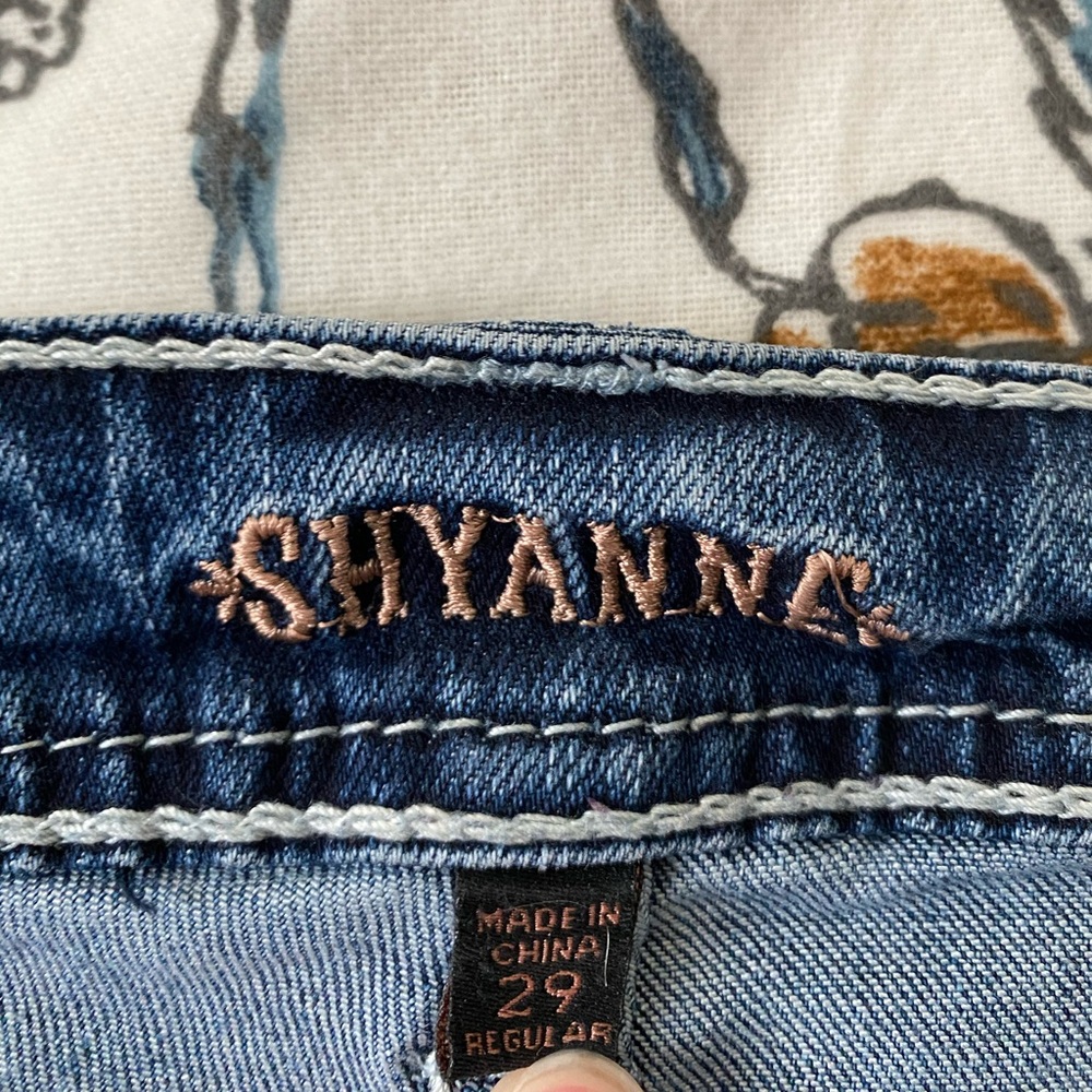 Jeans - Picture 3 of 4